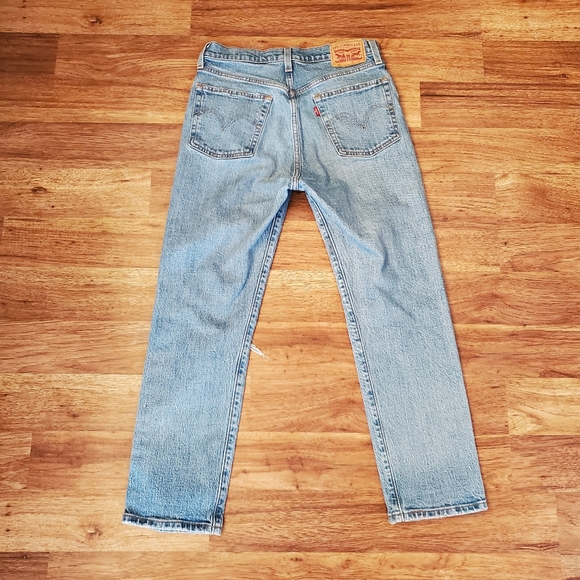 Levi's 501 Size 27 Cropped Straight Distressed JEans - Picture 3 of 9